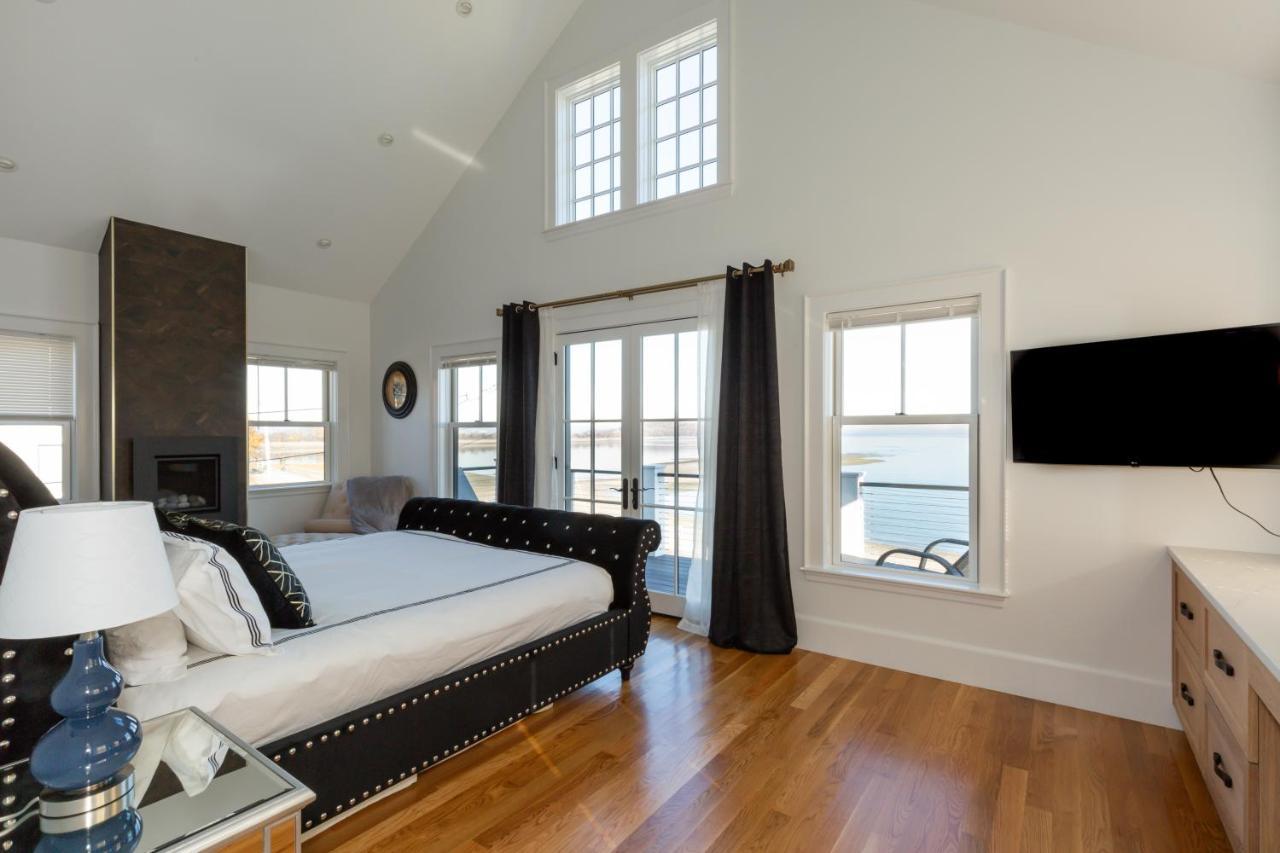 Вілла Luxury Oceanfront Bayside Jewel Квінсі Екстер'єр фото